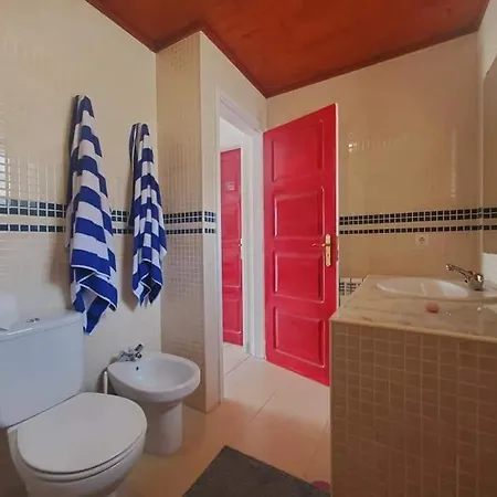 בית נופש Casa Da Laranjeira, Perto De Obidos, Budha Eden, Dinossauros Parque *