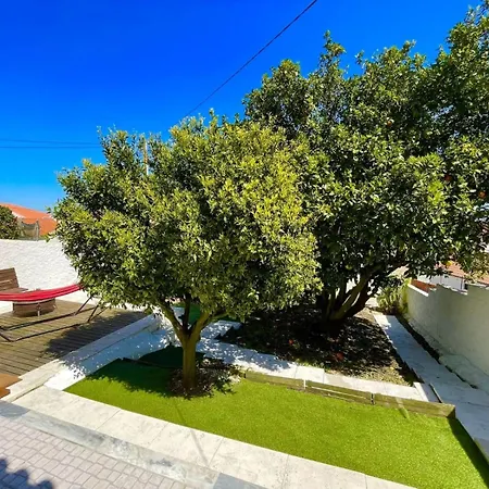 Casa Da Laranjeira, Perto De Obidos, Budha Eden, Dinossauros Parque * Vale Covo (Leiria)