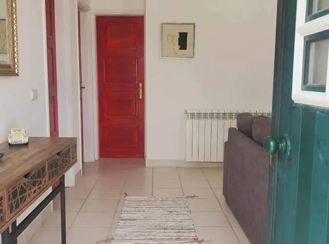 Casa Da Laranjeira, Perto De Obidos, Budha Eden, Dinossauros Parque * Vale Covo (Leiria)