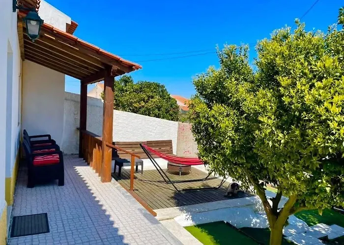 Casa Da Laranjeira, Perto De Obidos, Budha Eden, Dinossauros Parque Vale Covo (Leiria)