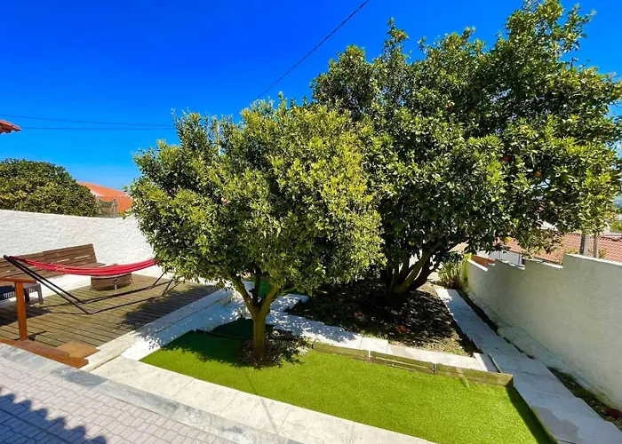 Casa Da Laranjeira, Perto De Obidos, Budha Eden, Dinossauros Parque * Vale Covo (Leiria)